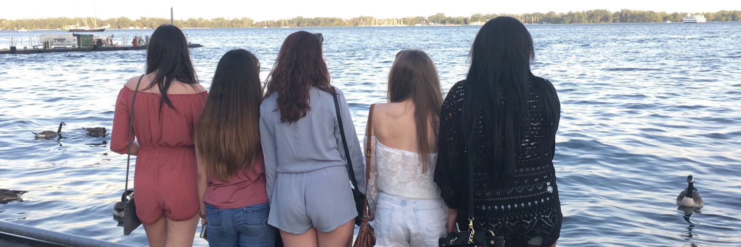 mel7401's profile banner image