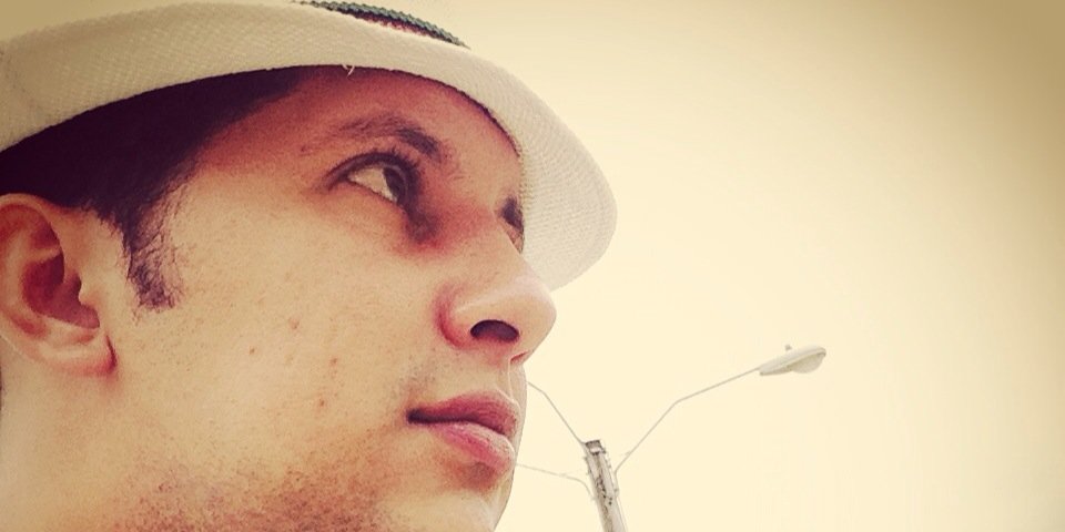 moises_iza's profile banner image