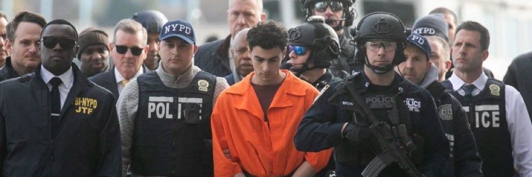 Alli, Chief Burgermoder banner