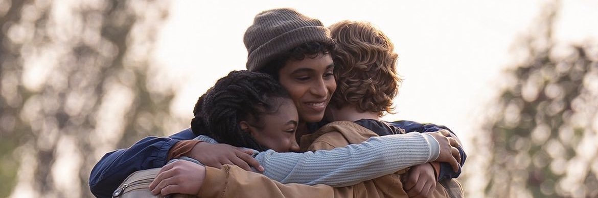 YES THE TRAILER IS OUT!! banner