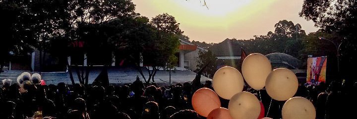eshummm's profile banner image