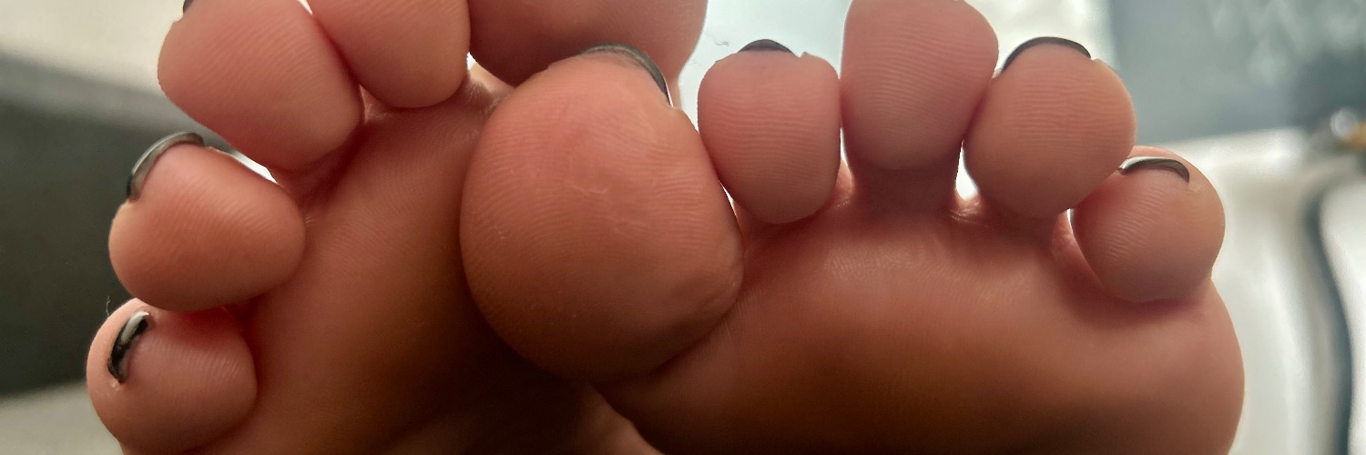 Feetonia banner