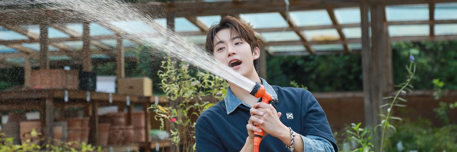 공찬에세이 banner