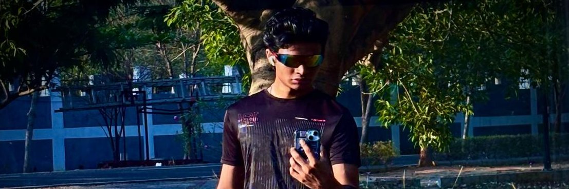 naghuladhithya_'s profile banner image