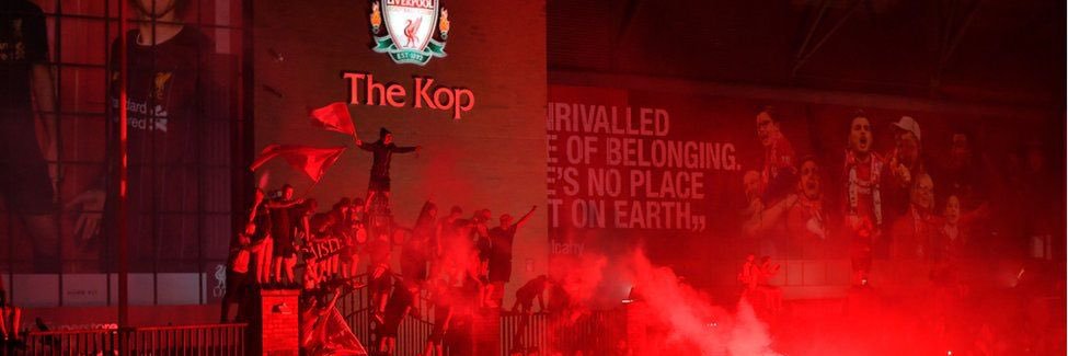 Red's banner