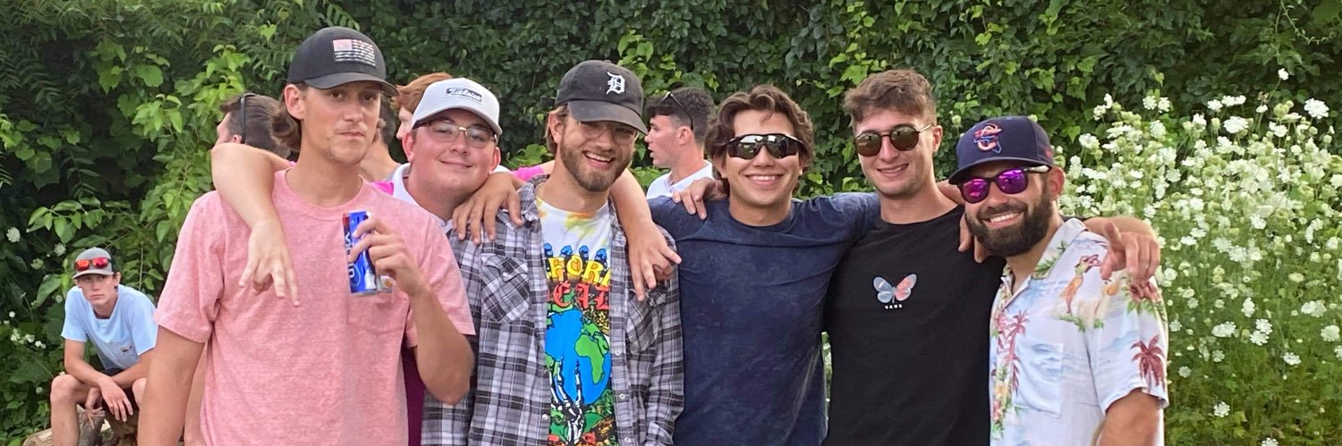 Carlos👷🏽 banner