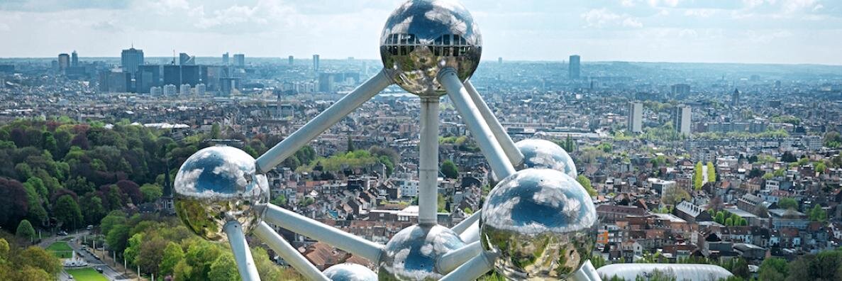 atomium banner