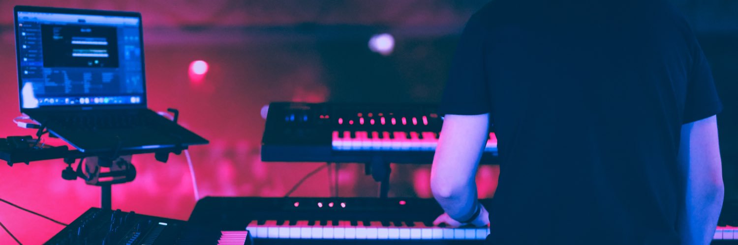 aaron_ferrucci's profile banner image