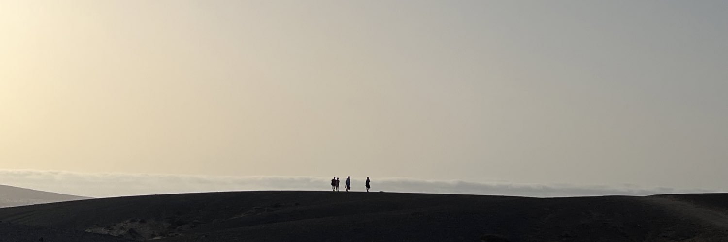 Ivanaaa_10's profile banner image