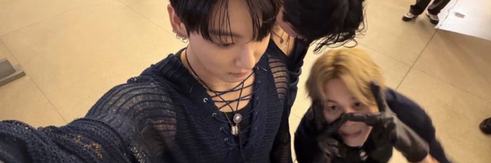 lex is seeing bts⁷ banner
