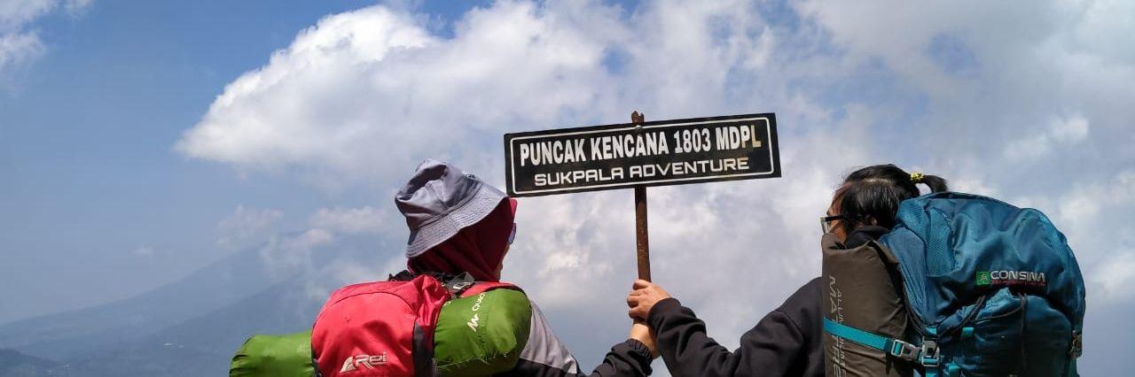 Dewi98__'s profile banner image