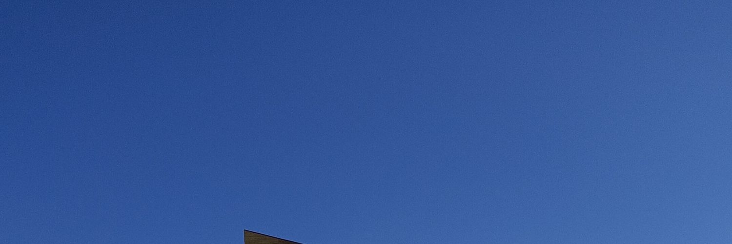trksryl's profile banner image