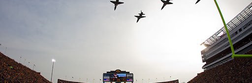 kinnick Flyover banner