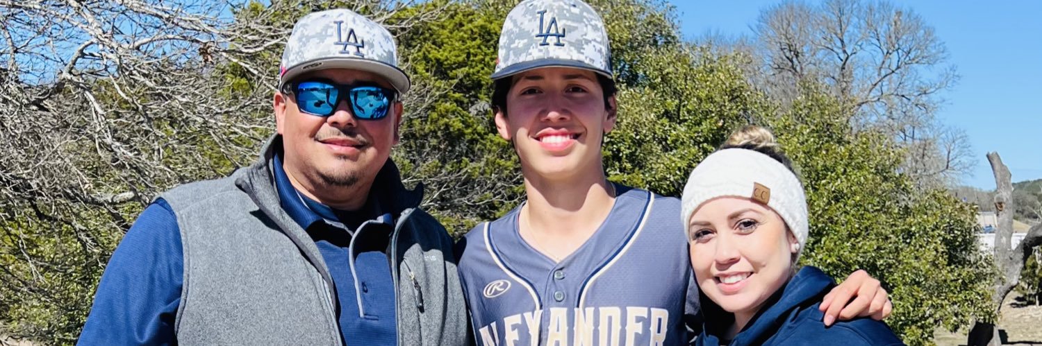 Dimas De Leon banner