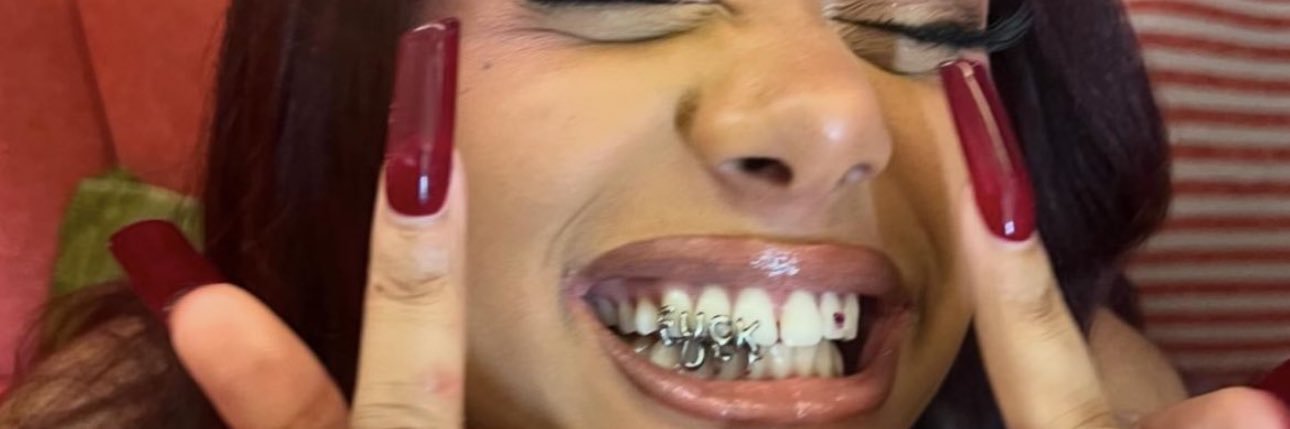 snoozeflo's profile banner image