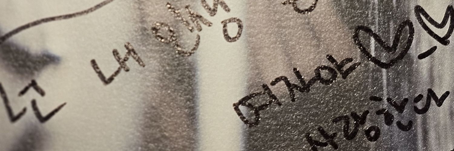 02081004's profile banner image