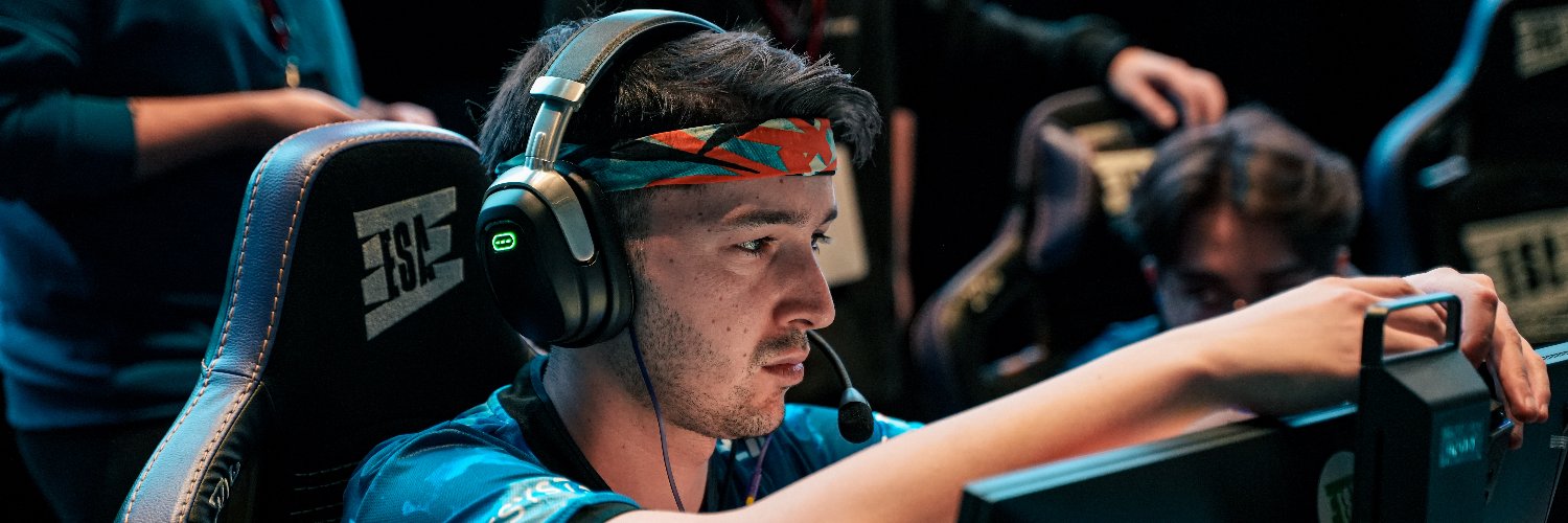 kqnvl's profile banner image