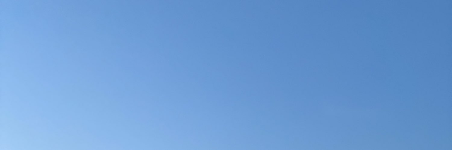 p___yas's profile banner image