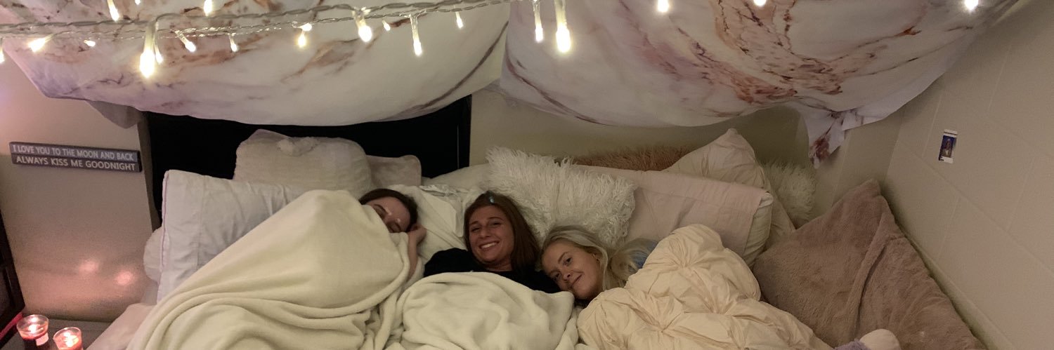 elliefiss's profile banner image