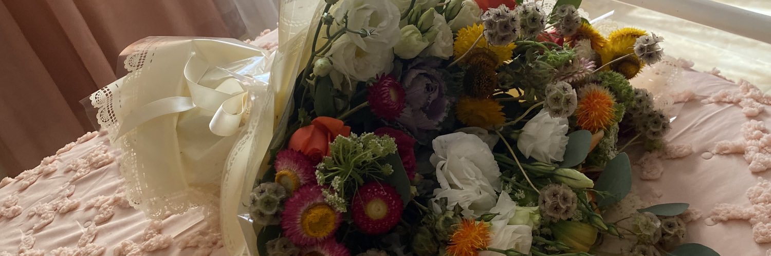 itzelvgn's profile banner image