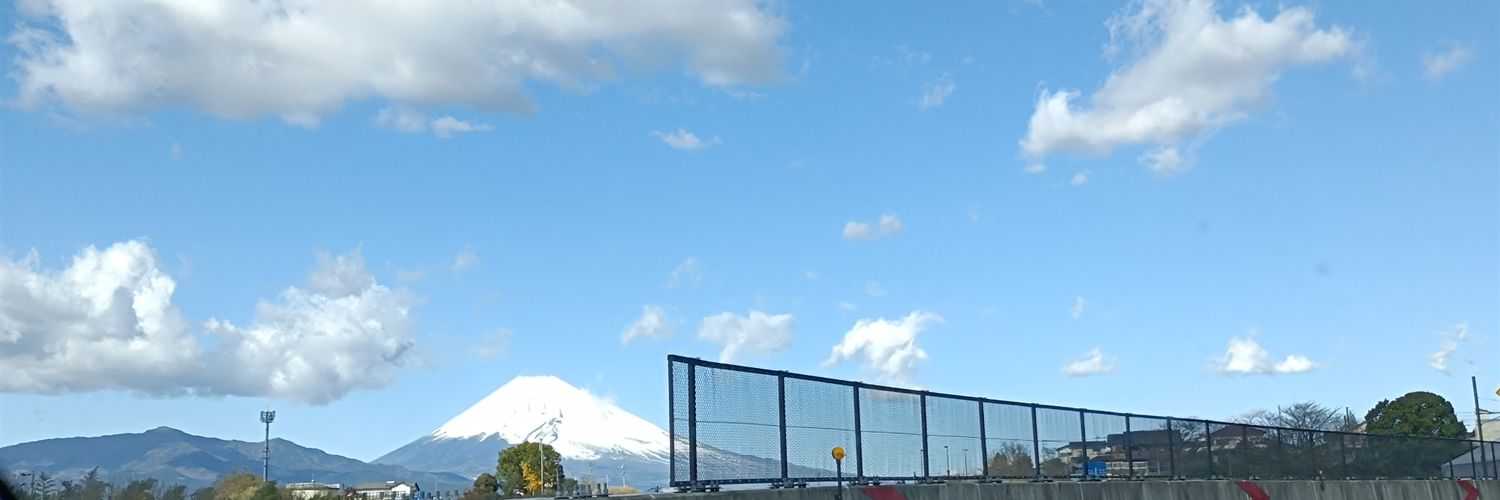 pjikku's profile banner image