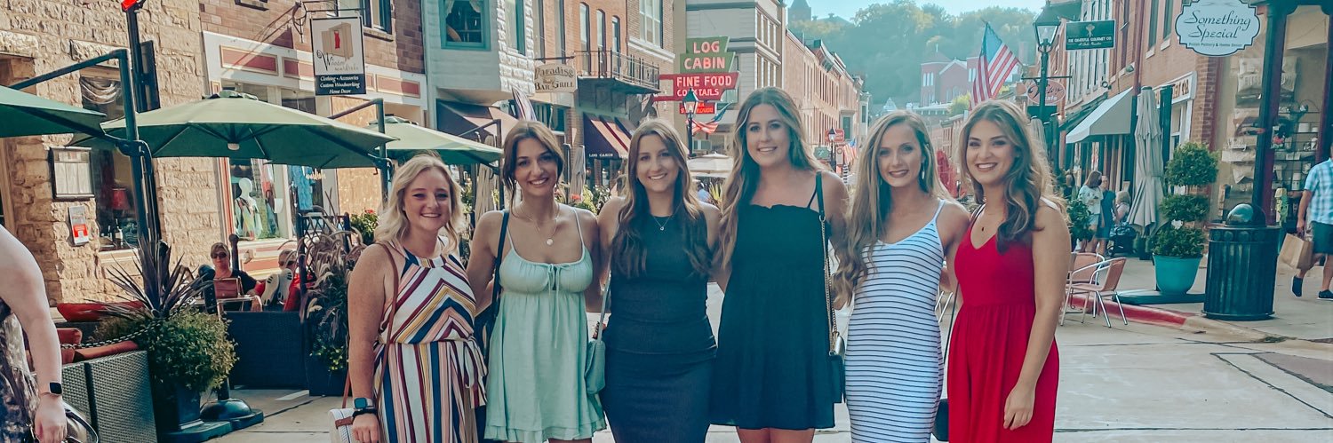 kristeenny's profile banner image