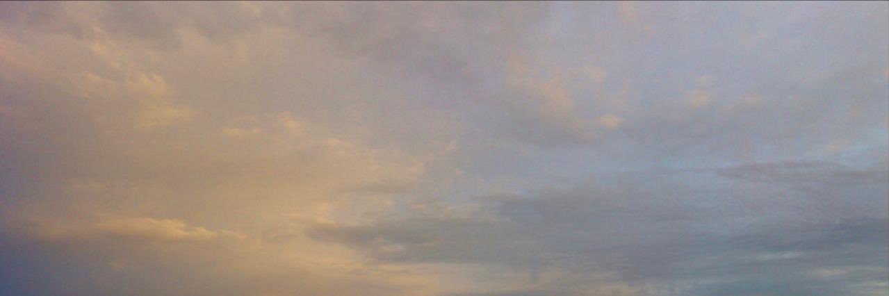khansamauras's profile banner image