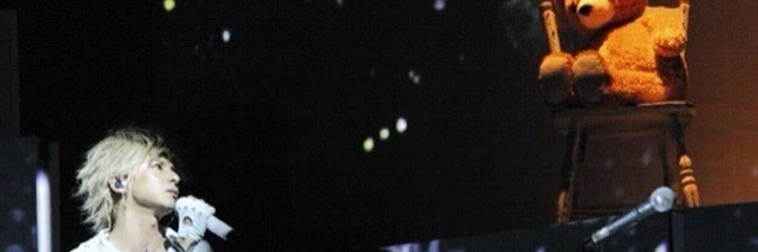 11mikaring21's profile banner image