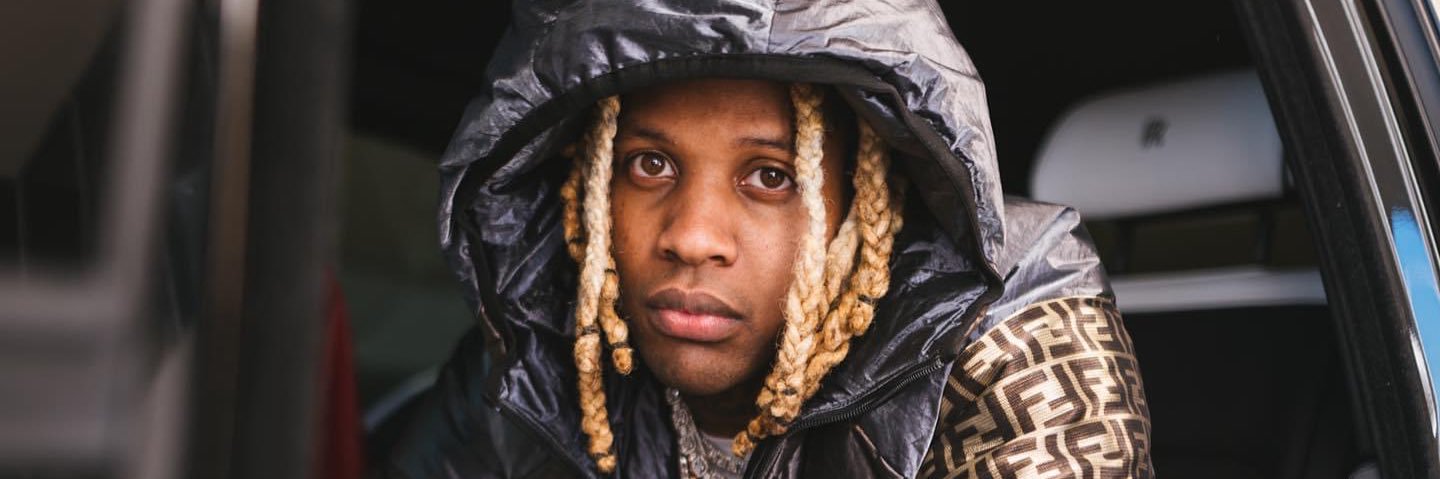 LayThangg's profile banner image