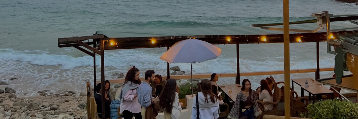 laur_ags's profile banner image