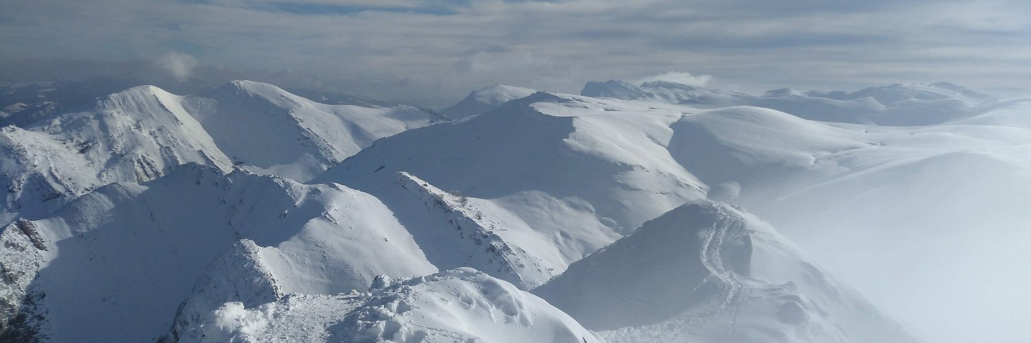 Iztuet's profile banner image
