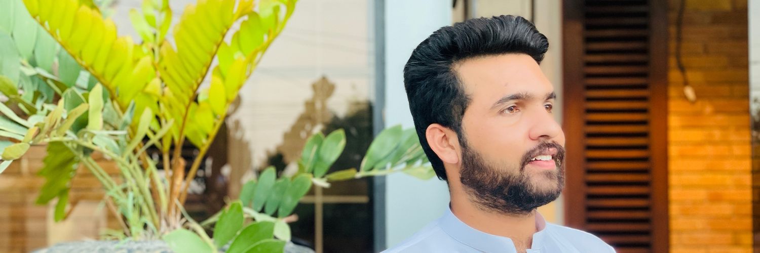 CR_Zeeshan's profile banner image