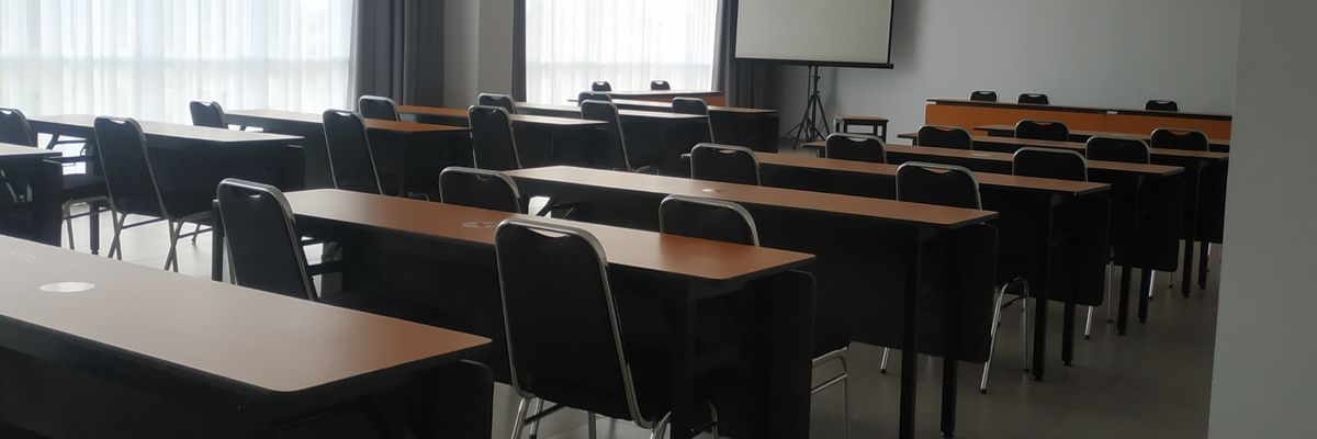 bubarkan bem pks banner