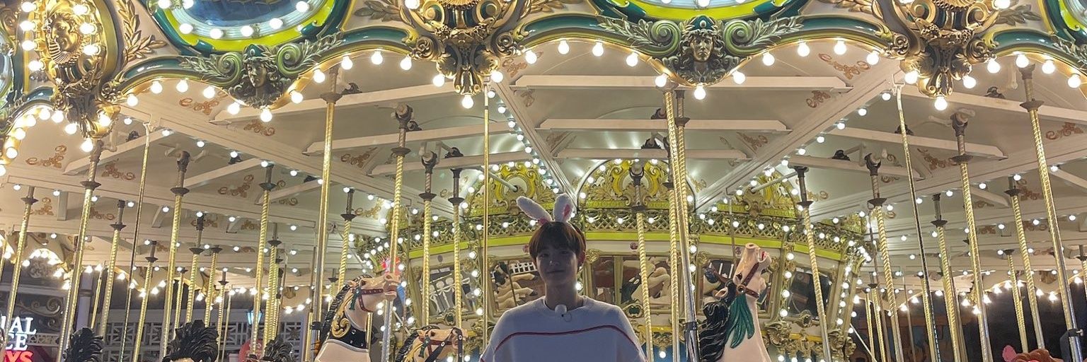 binamissstar's profile banner image