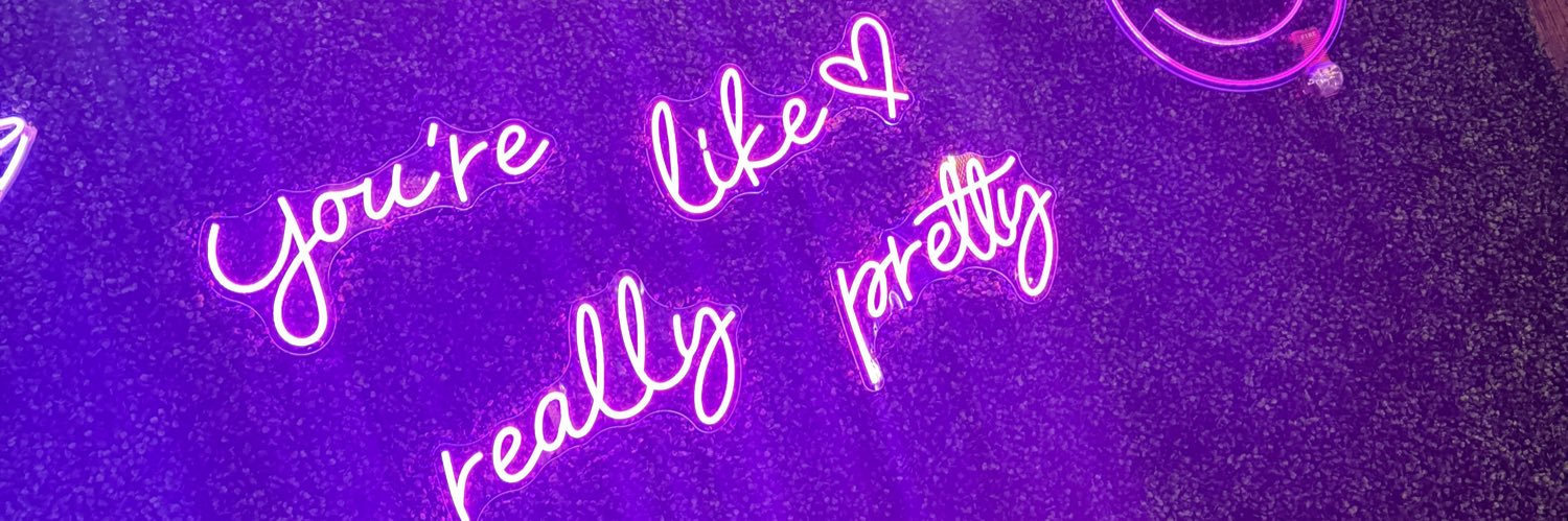 jlennlee's profile banner image