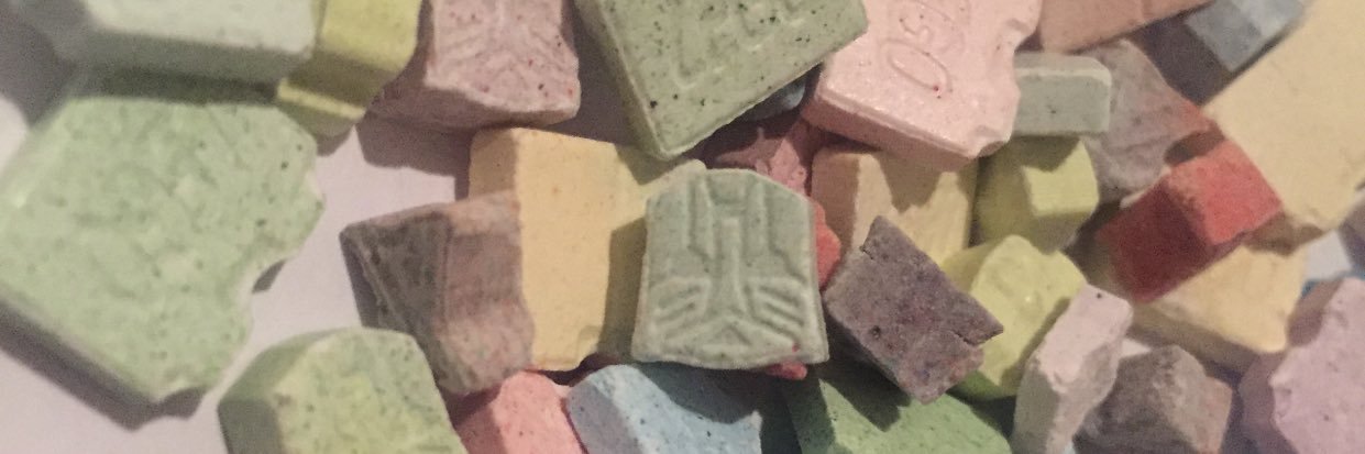 ZuesMango's profile banner image