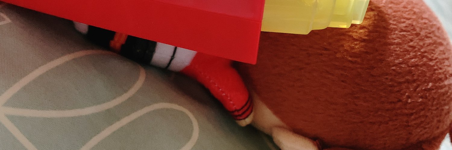 * banner