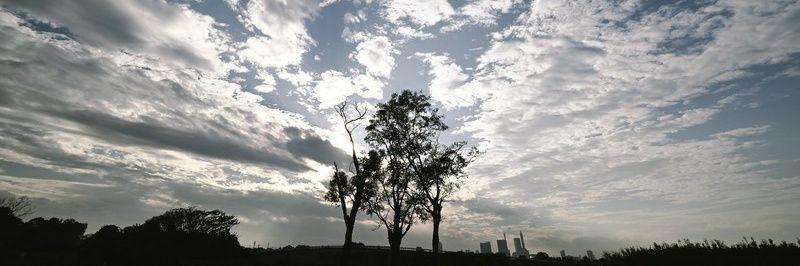oubositter's profile banner image