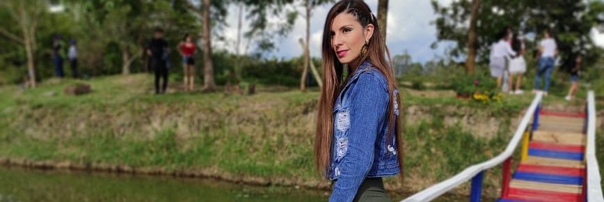 Jully Velez banner