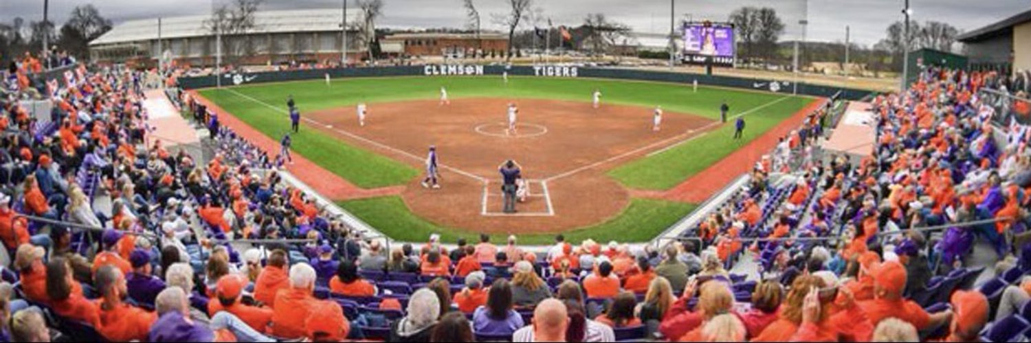 Sarah Breaux Clemson 💜🧡 Softball's banner
