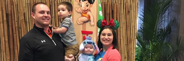 alexisclynch Profile Banner