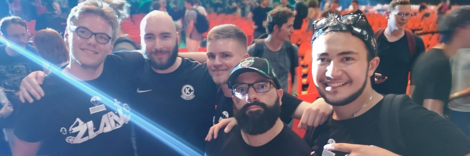 Lolozini's profile banner image