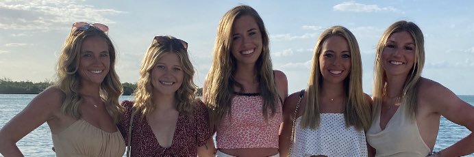 anniee_799's profile banner image