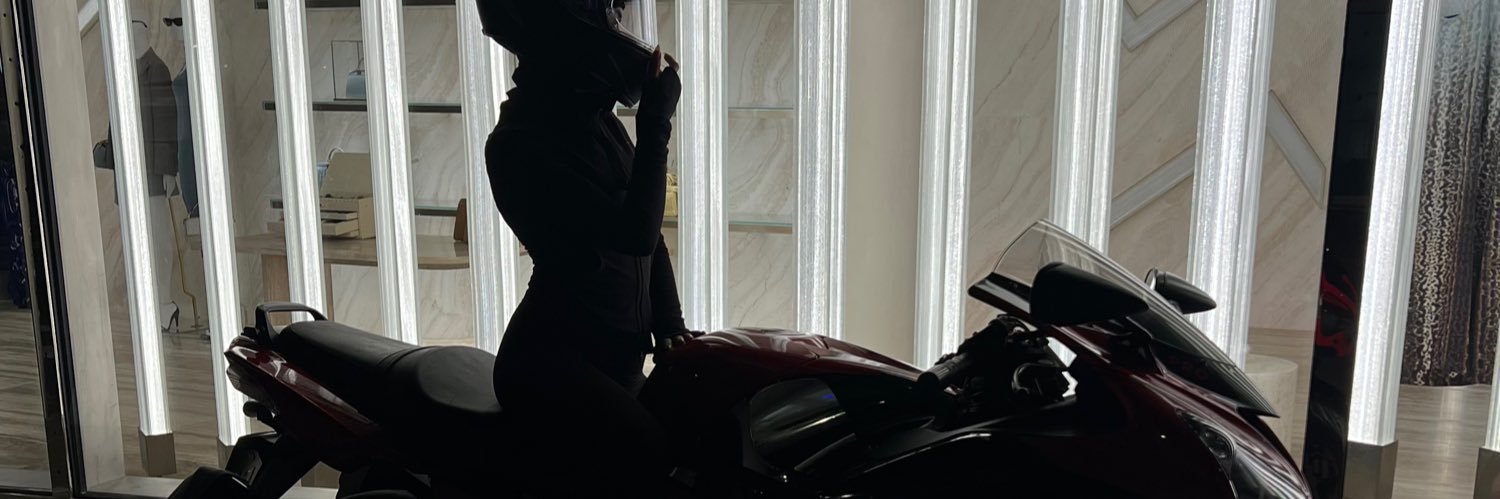 kutylla's profile banner image