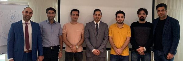 ConsultantMerim Profile Banner