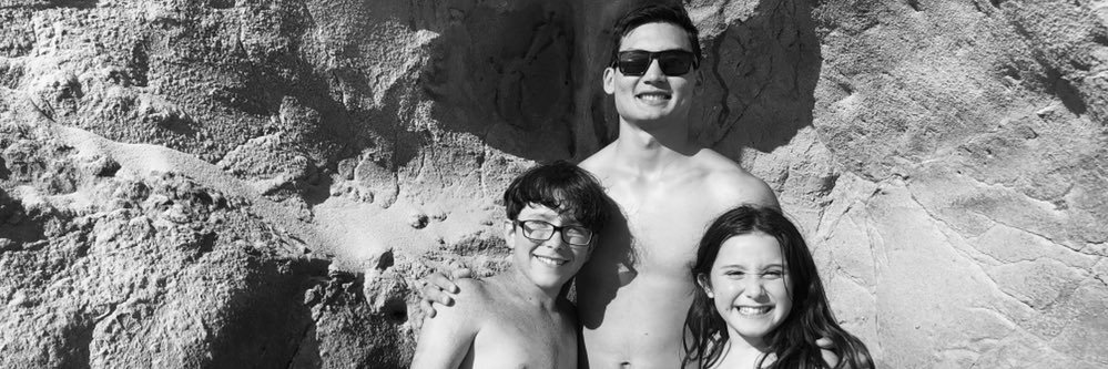 hannahbellh's profile banner image