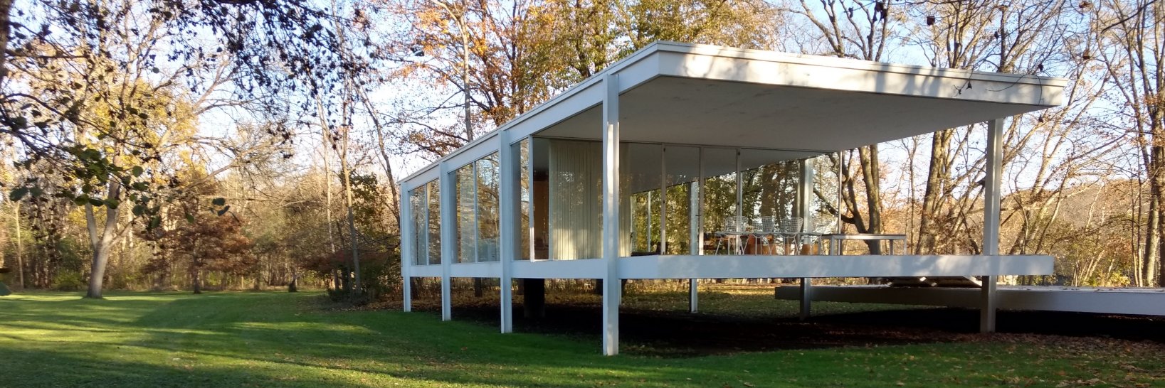 Edith Farnsworth House banner