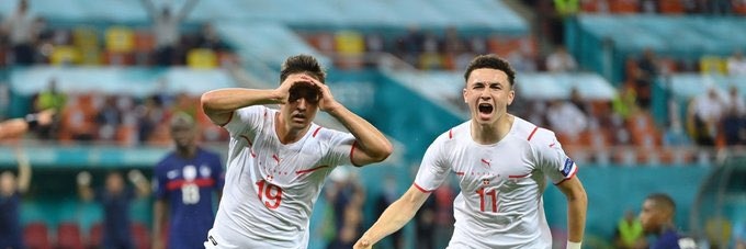 sebper8's profile banner image
