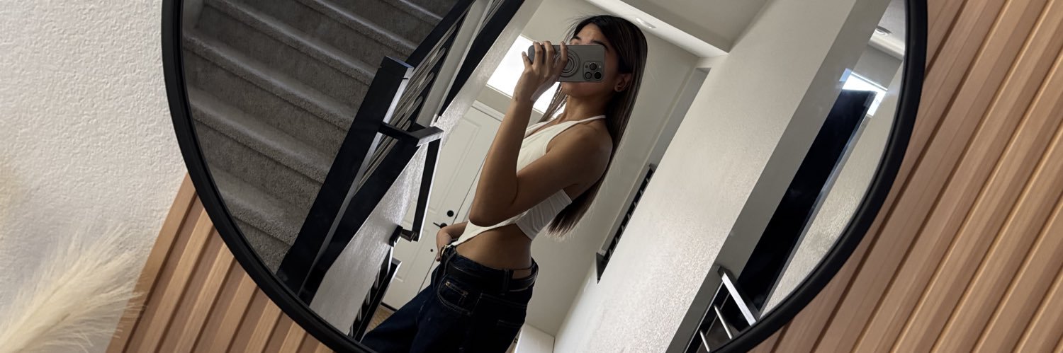 triciabaes's profile banner image