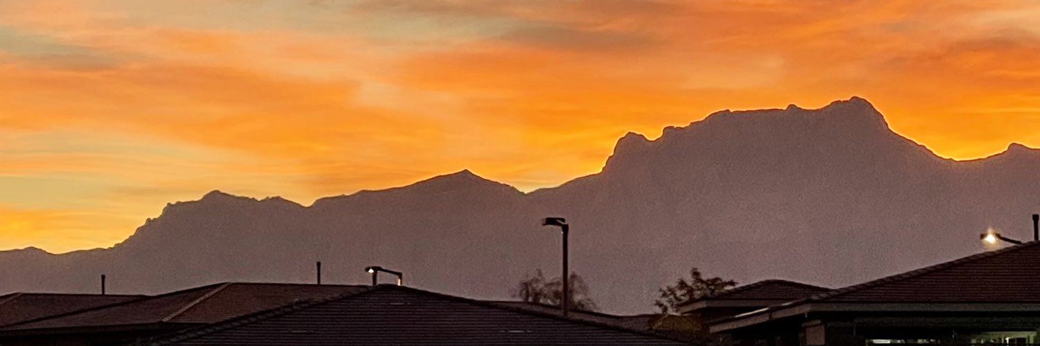 Tom Edwards🌵 banner
